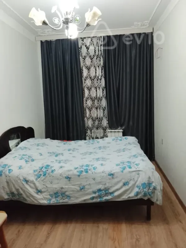 Kirayə verilir 3 otaqlı köhnə tikili 70 m²
