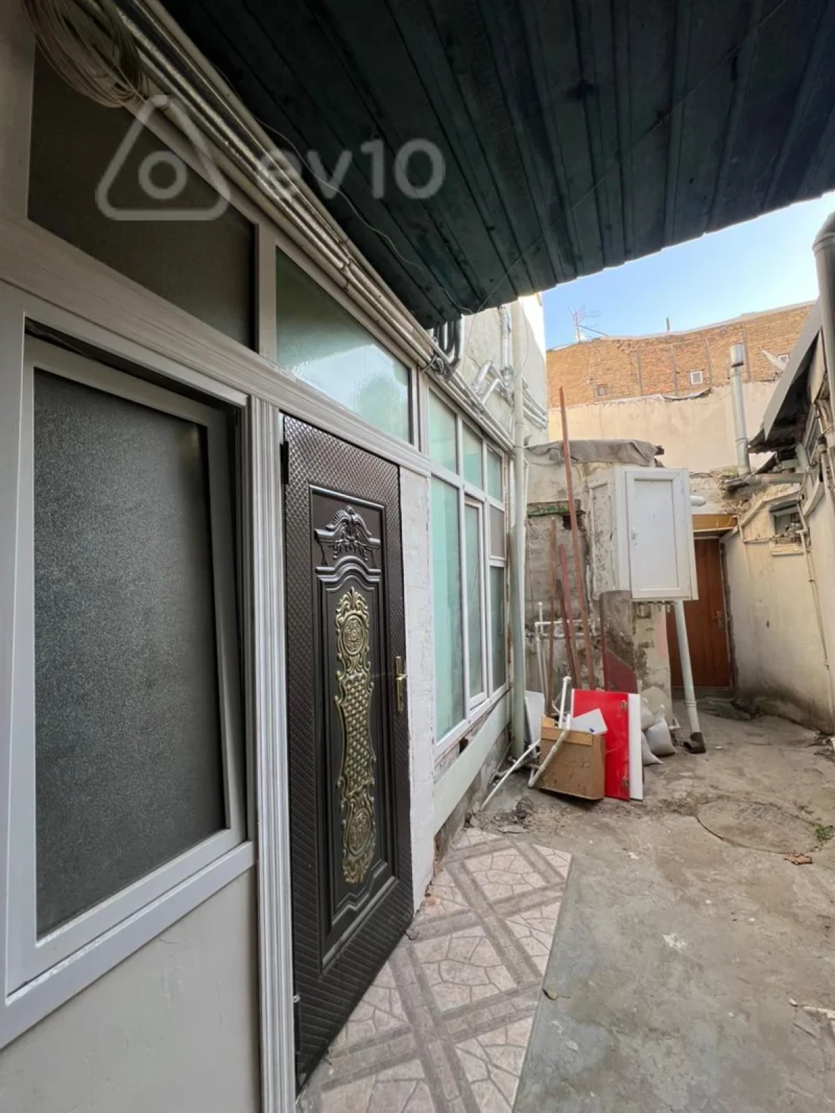 Satılır 1 otaqlı köhnə tikili 18 m²