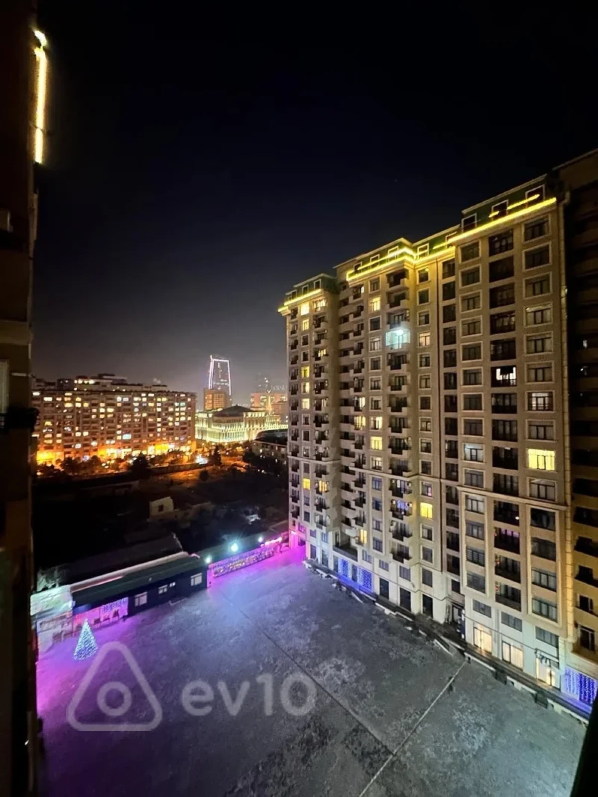 Kirayə verilir 2 otaqlı yeni tikili 78 m²