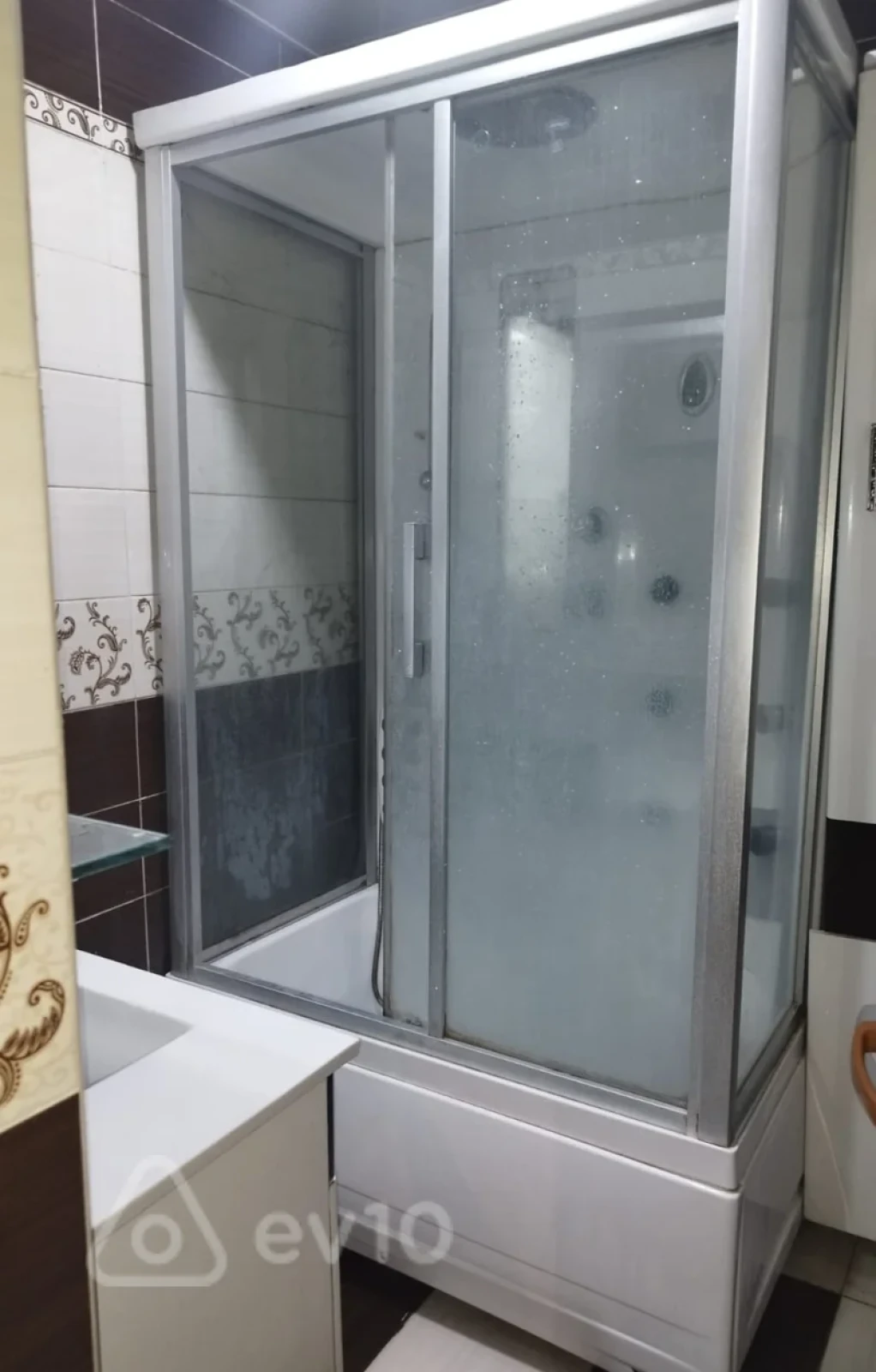 Kirayə verilir 3 otaqlı həyət evi 65 m²