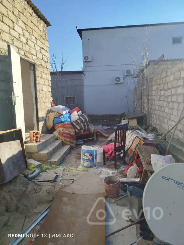 Satılır 2 otaqlı həyət evi 40 m²