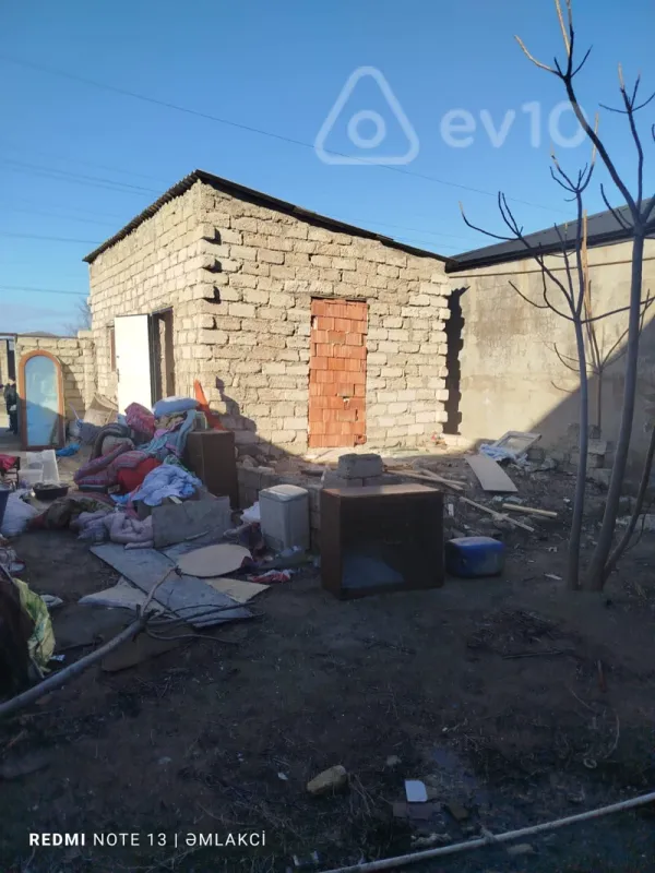 Satılır 2 otaqlı həyət evi 40 m²