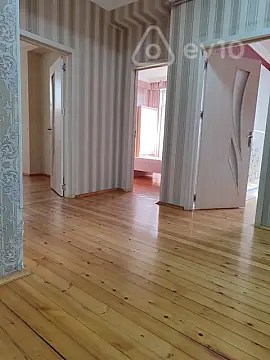 Kirayə verilir 3 otaqlı yeni tikili 100 m²