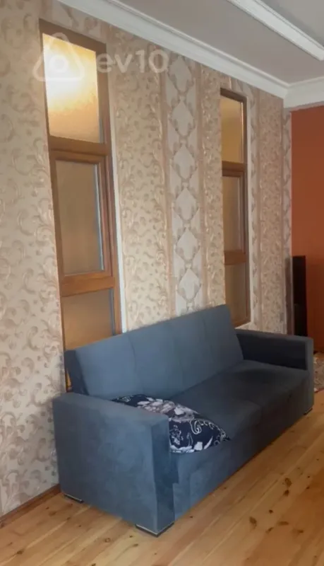 Kirayə verilir 2 otaqlı yeni tikili 65 m²