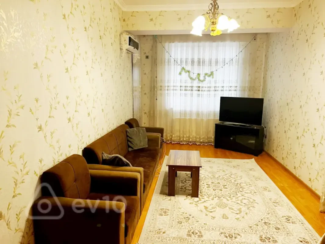 Kirayə verilir 3 otaqlı yeni tikili 92 m²
