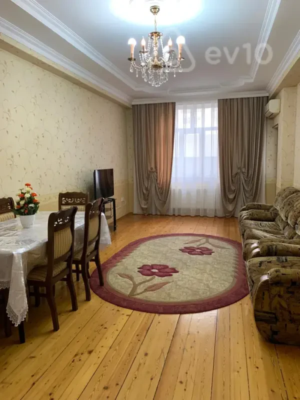 Kirayə verilir 2 otaqlı yeni tikili 76 m²