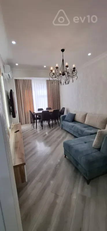 Kirayə verilir 3 otaqlı yeni tikili 80 m²
