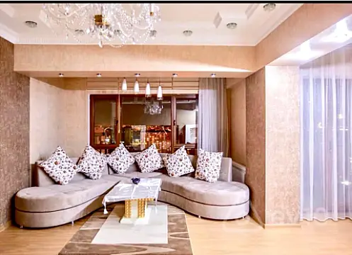 Kirayə verilir 4 otaqlı yeni tikili 181 m²