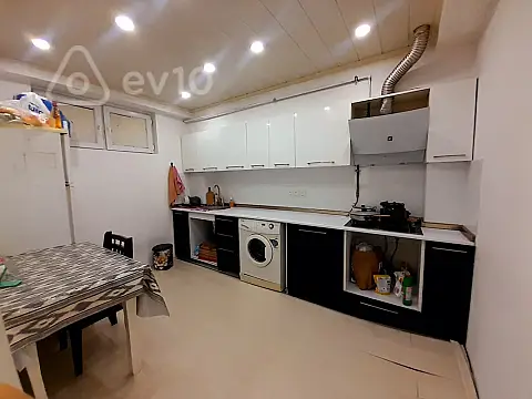 Kirayə verilir 2 otaqlı yeni tikili 75 m²