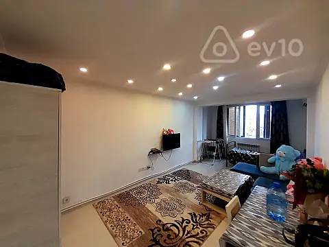 Kirayə verilir 2 otaqlı yeni tikili 75 m²