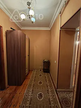 Satılır 2 otaqlı köhnə tikili 60 m²