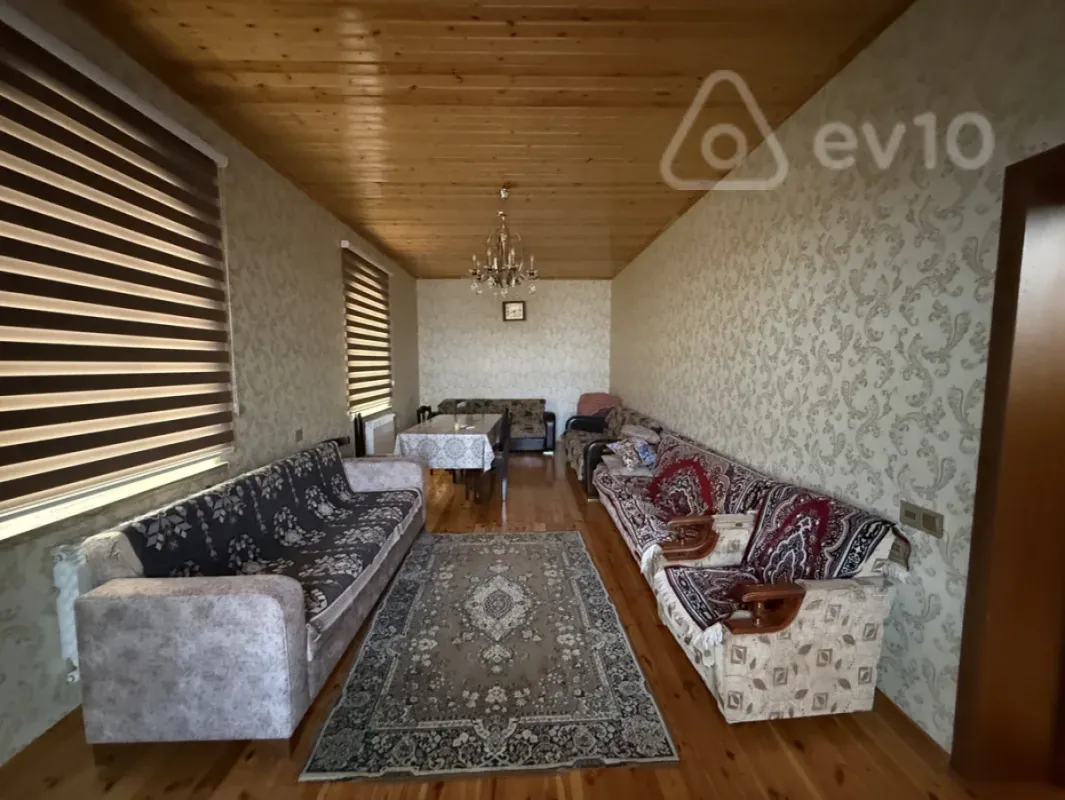 Satılır 4 otaqlı həyət evi 5 m²