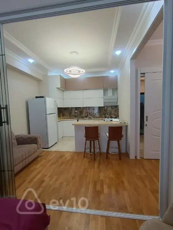 Kirayə verilir 2 otaqlı yeni tikili 51 m²