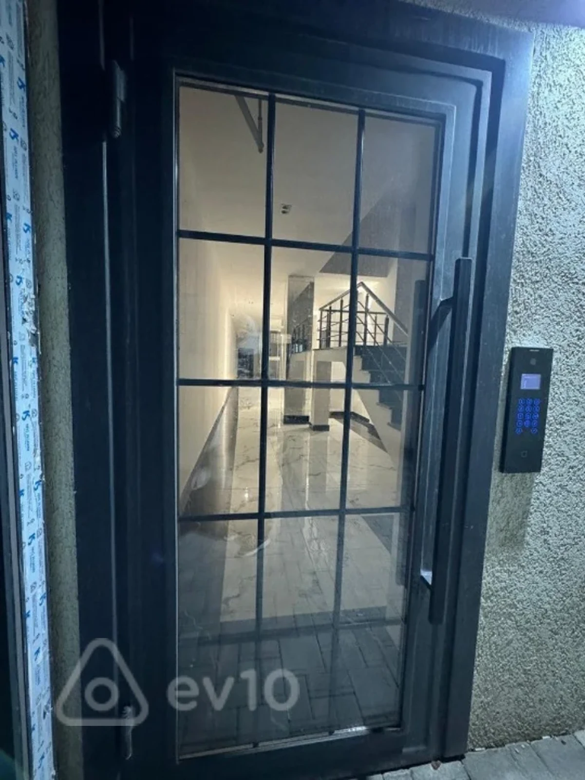 Kirayə verilir 2 otaqlı yeni tikili 80 m²