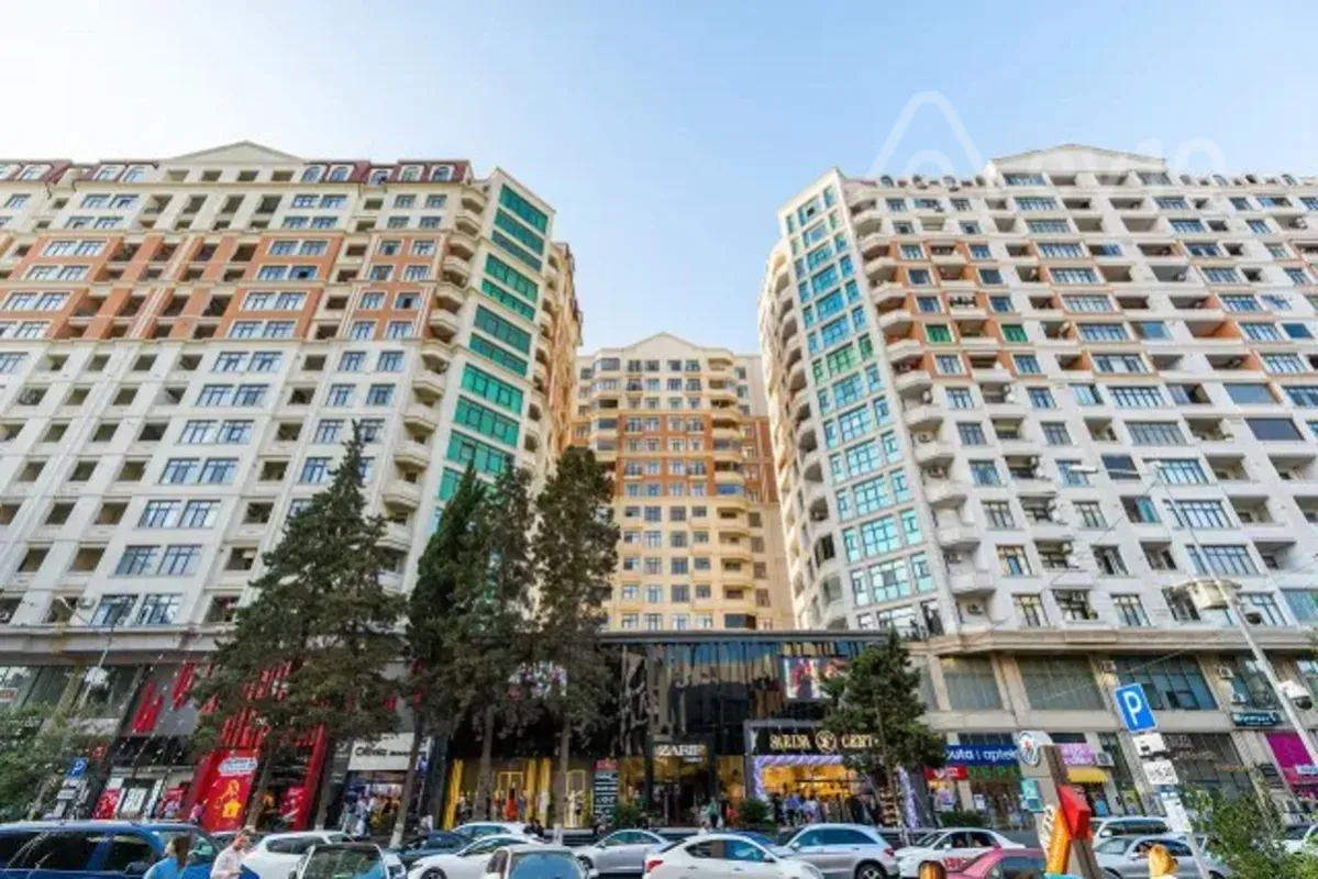 Kirayə verilir 2 otaqlı yeni tikili 80 m²