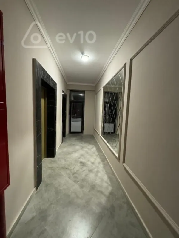 Kirayə verilir 2 otaqlı yeni tikili 80 m²