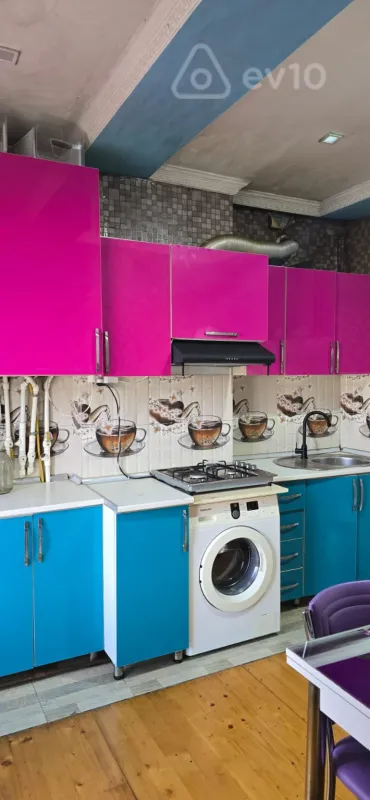 Kirayə verilir 2 otaqlı yeni tikili 73 m²