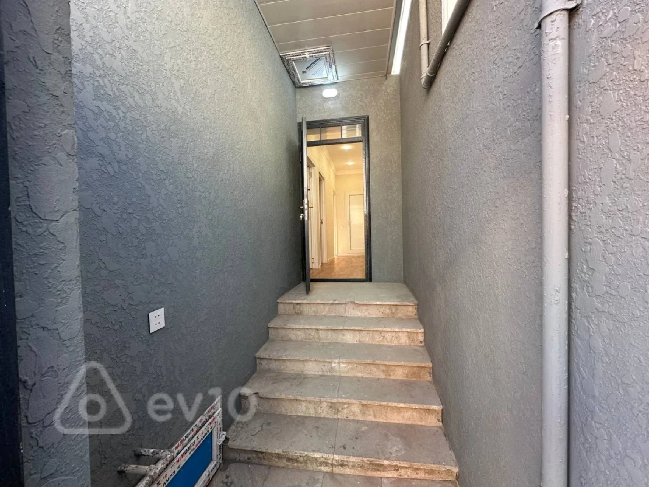 Satılır 2 otaqlı həyət evi 50 m²