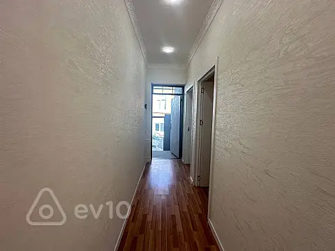 Satılır 2 otaqlı həyət evi 50 m²