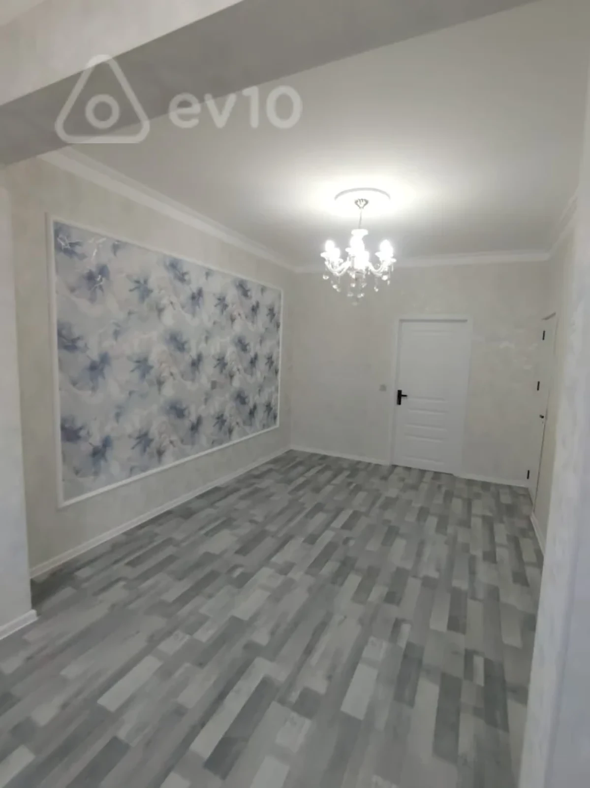 Satılır 3 otaqlı köhnə tikili 75 m²