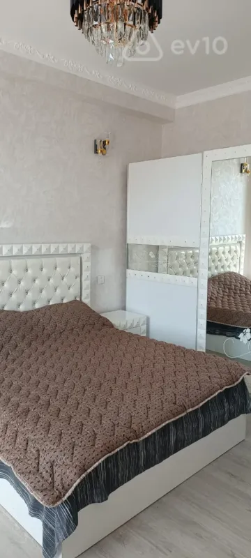 Kirayə verilir 2 otaqlı yeni tikili 55 m²