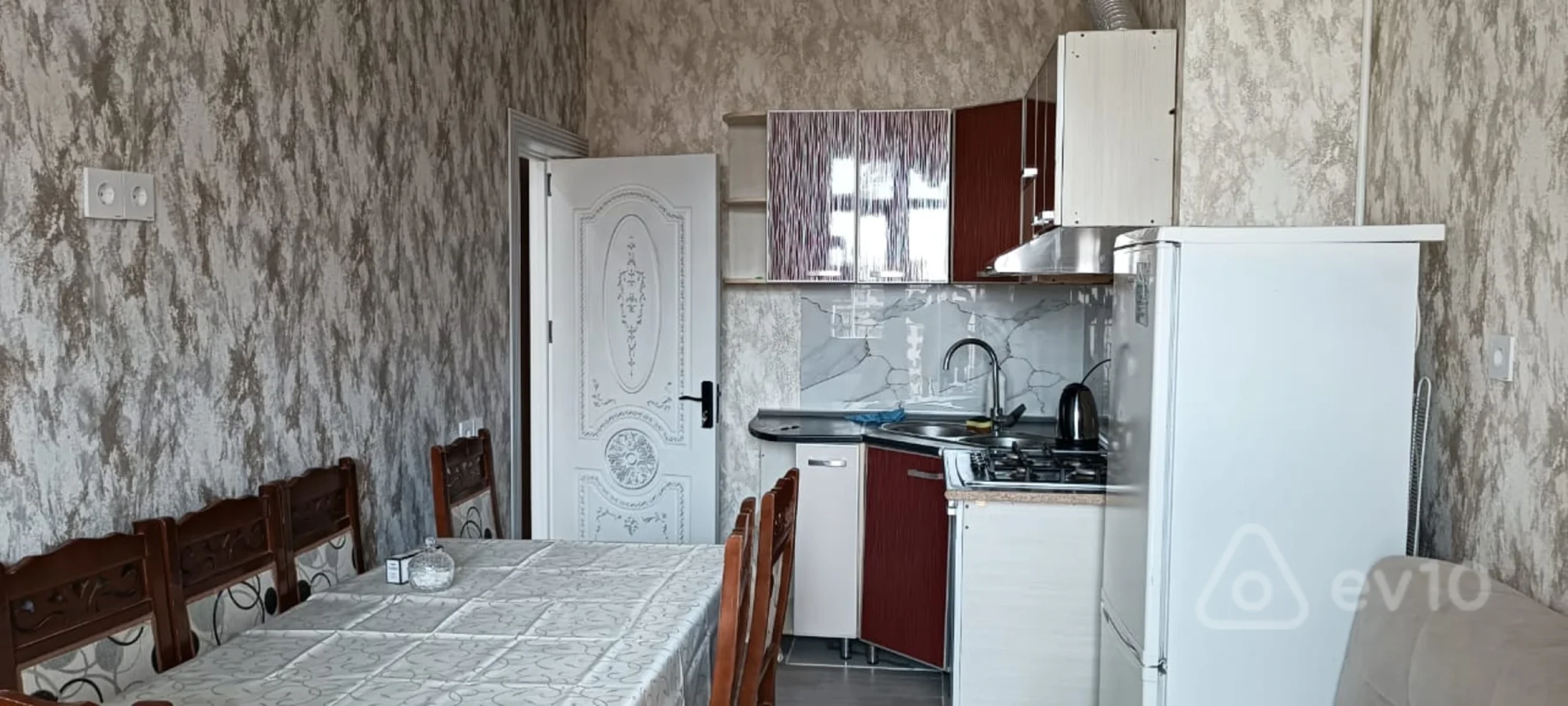 Kirayə verilir 2 otaqlı yeni tikili 55 m²