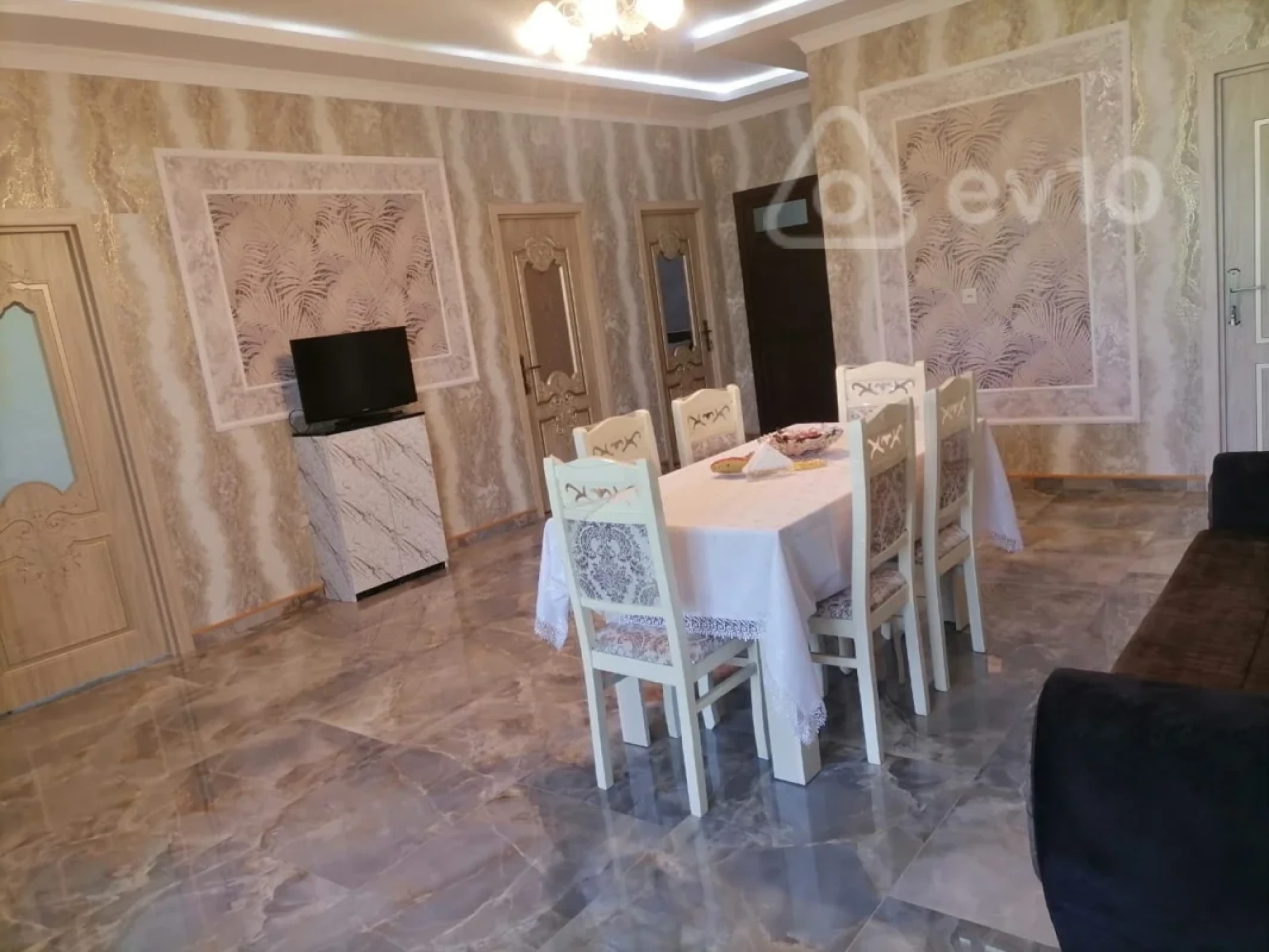 Kirayə verilir 3 otaqlı həyət evi 5 m²