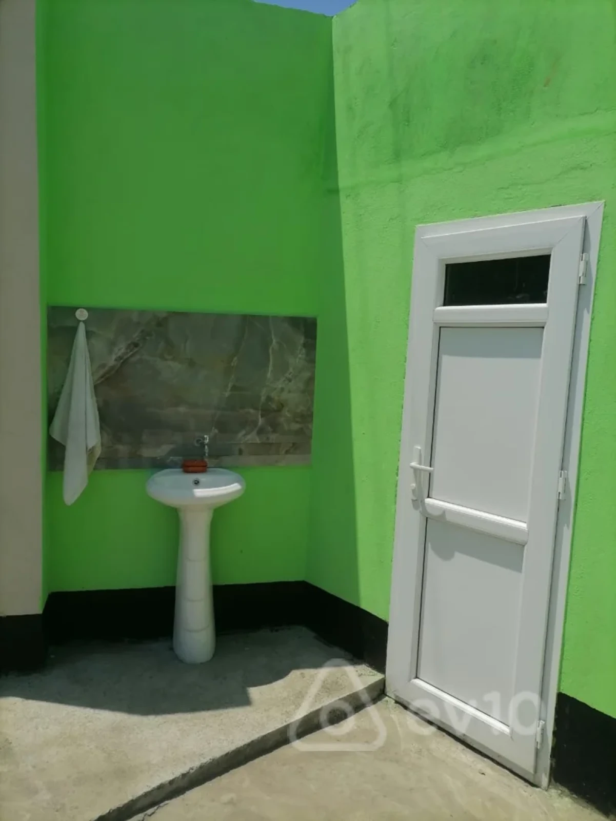 Kirayə verilir 3 otaqlı həyət evi 5 m²