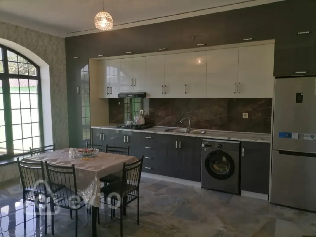 Kirayə verilir 3 otaqlı həyət evi 5 m²