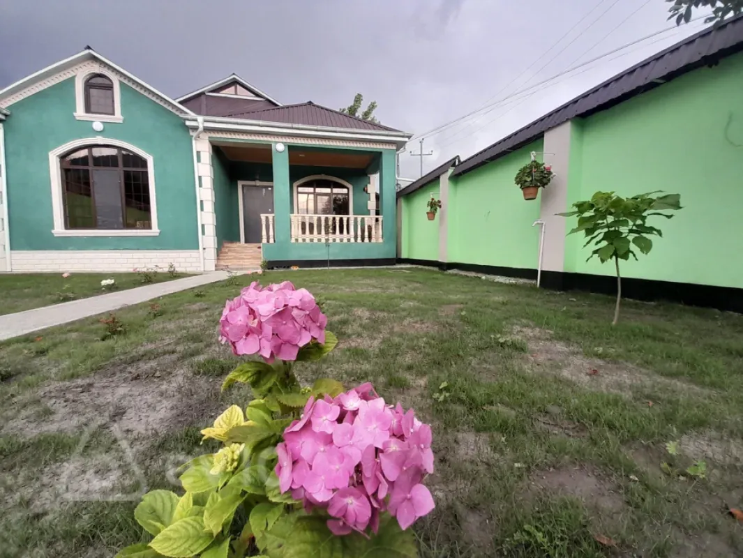 Kirayə verilir 3 otaqlı həyət evi 5 m²