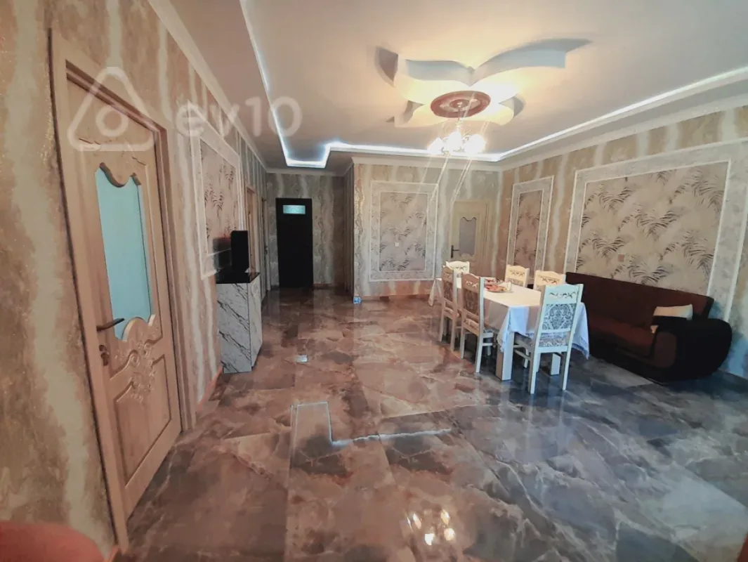 Kirayə verilir 3 otaqlı həyət evi 5 m²