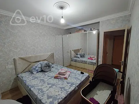 Satılır 3 otaqlı köhnə tikili 50 m²