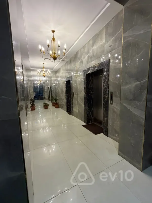 Kirayə verilir 2 otaqlı yeni tikili 83 m²