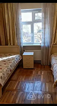 Kirayə verilir 2 otaqlı köhnə tikili 50 m²