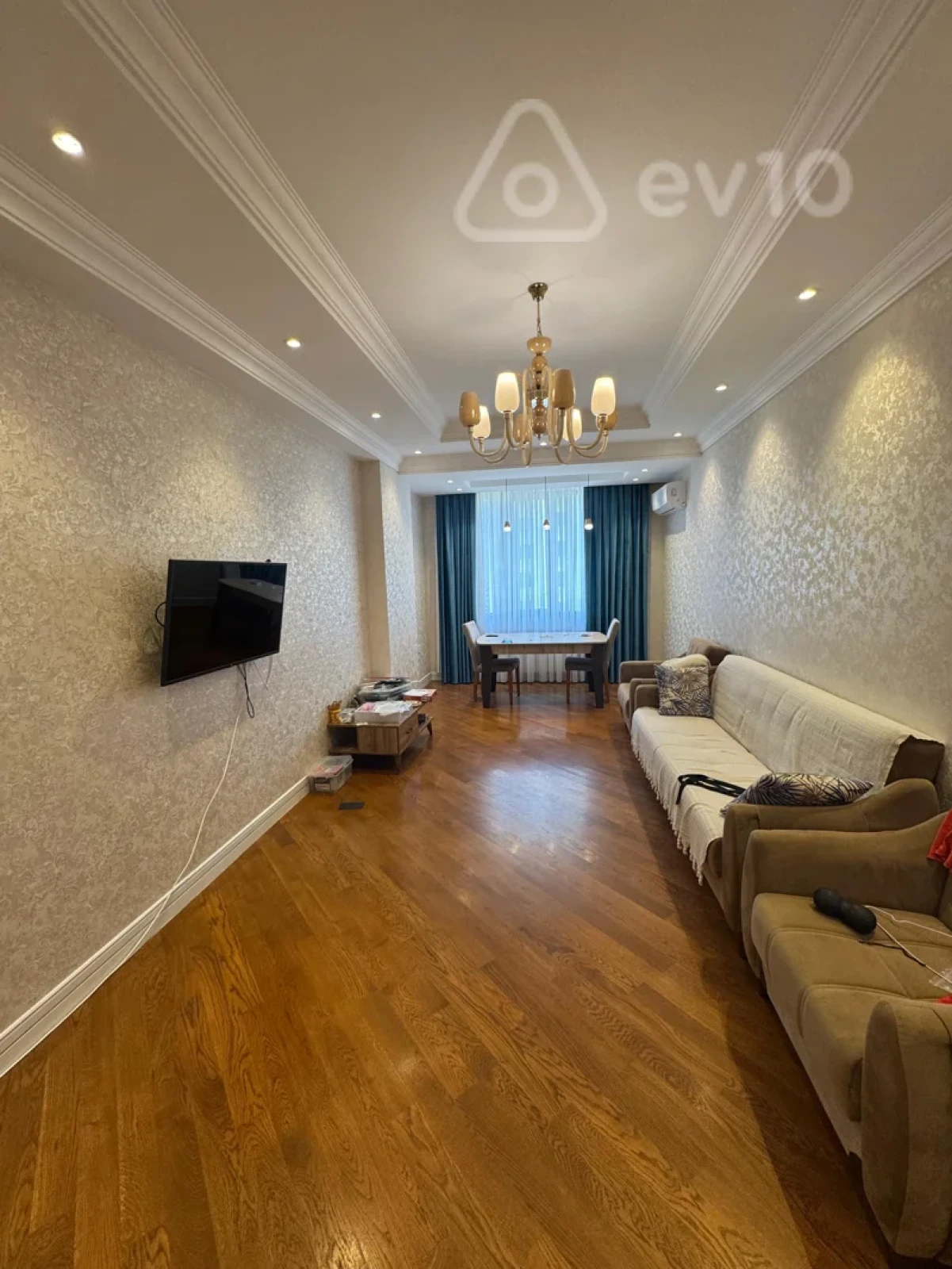 Kirayə verilir 3 otaqlı yeni tikili 140 m²