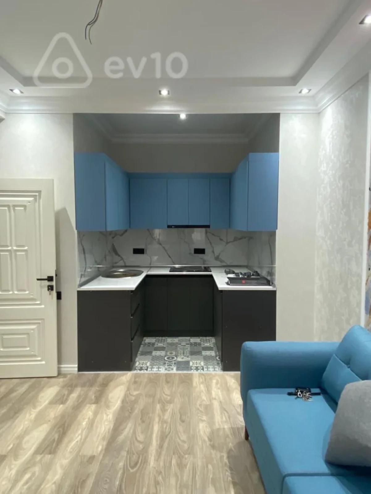 Kirayə verilir 3 otaqlı yeni tikili 85 m²