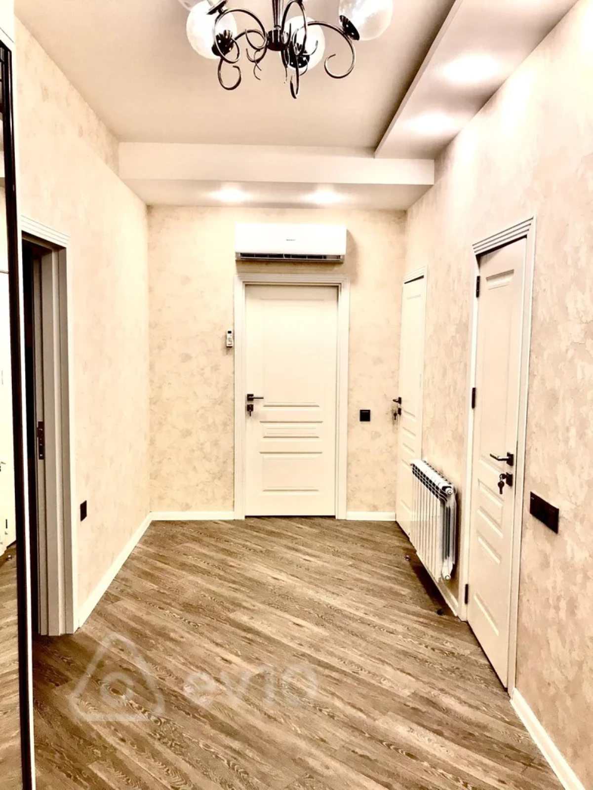 Kirayə verilir 3 otaqlı yeni tikili 125 m²