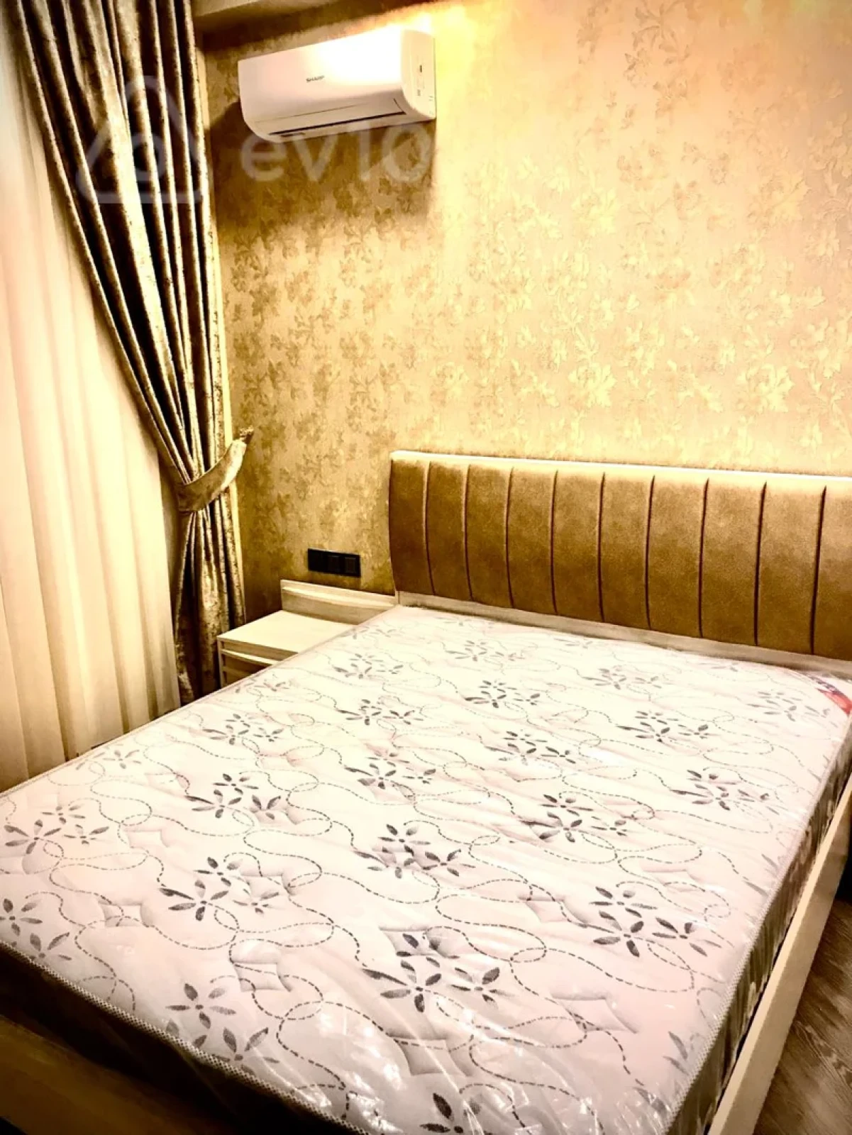 Kirayə verilir 3 otaqlı yeni tikili 125 m²