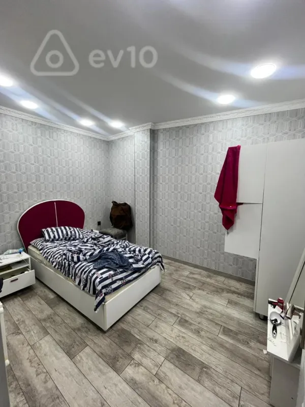 Kirayə verilir 2 otaqlı yeni tikili 42 m²
