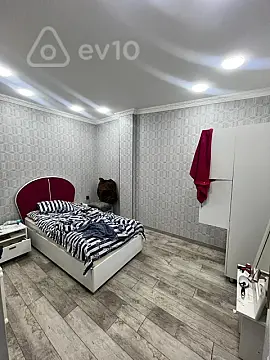 Kirayə verilir 2 otaqlı yeni tikili 42 m²