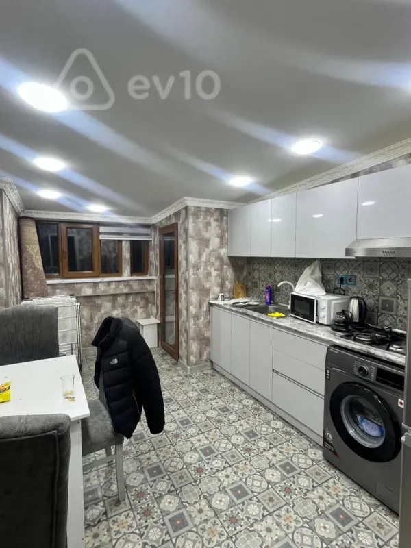 Kirayə verilir 2 otaqlı yeni tikili 42 m²
