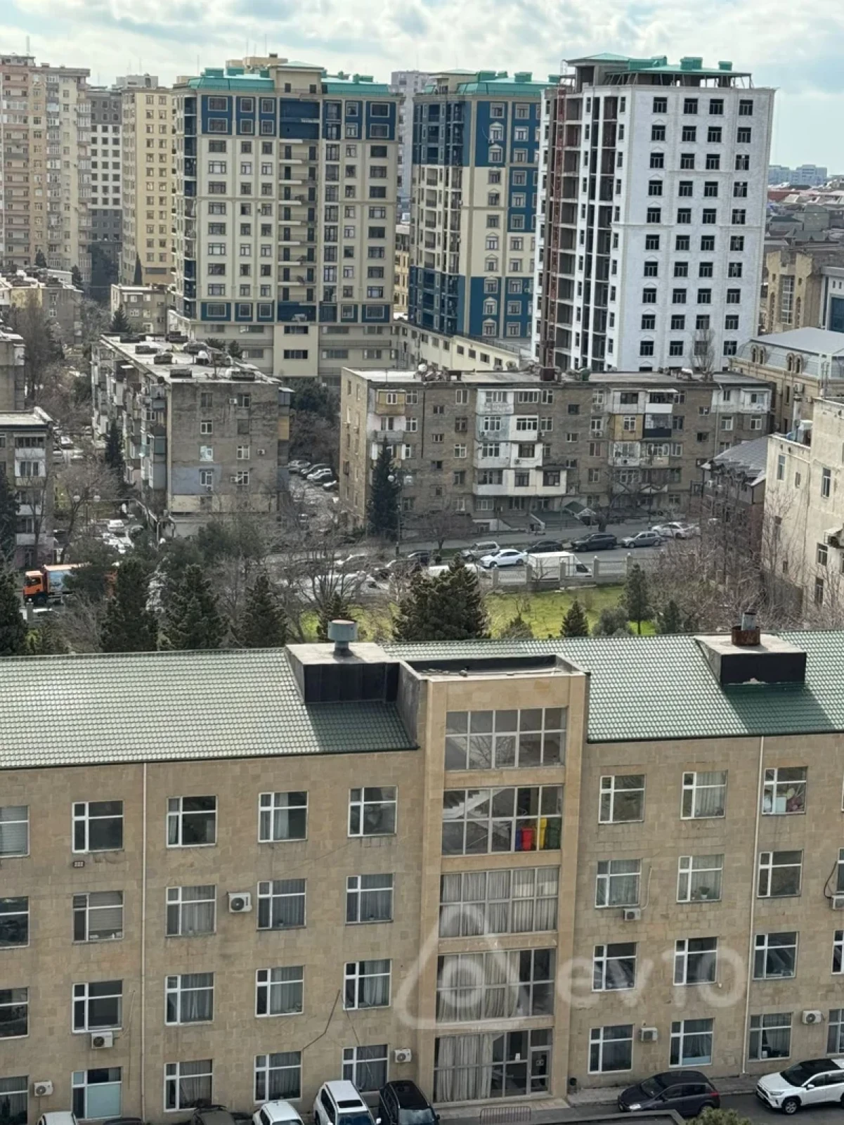 Kirayə verilir 2 otaqlı yeni tikili 75 m²