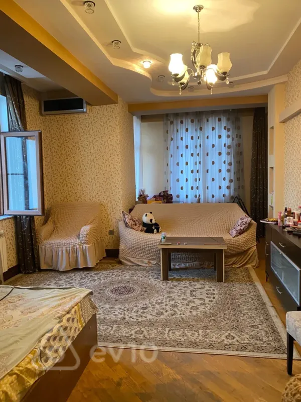 Kirayə verilir 2 otaqlı yeni tikili 75 m²