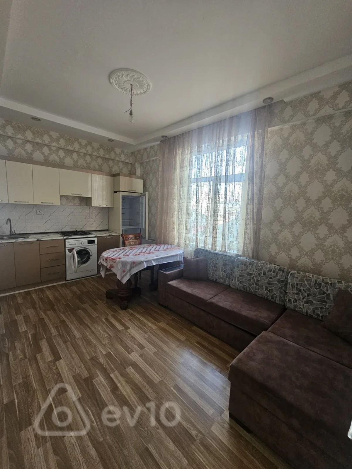 Kirayə verilir 2 otaqlı yeni tikili 40 m²