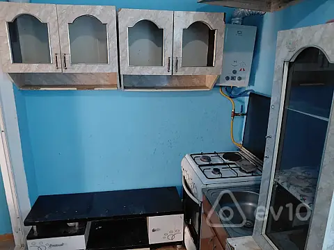 Kirayə verilir 1 otaqlı həyət evi 40 m²