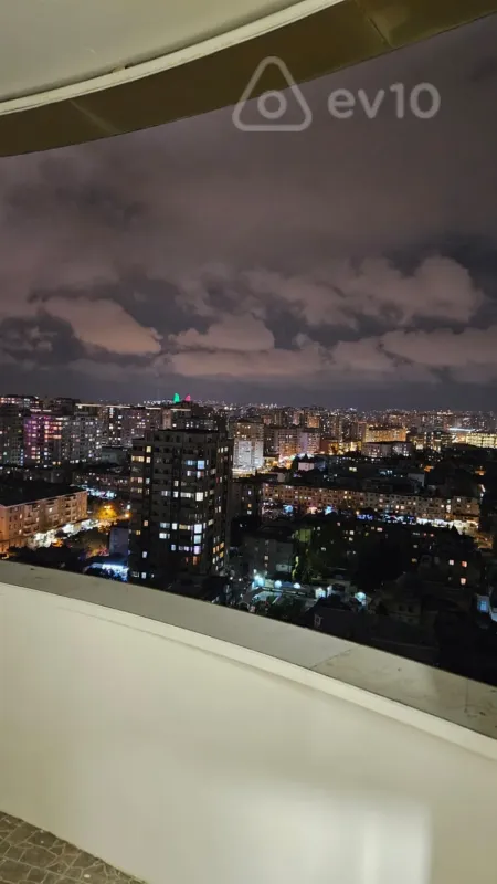 Kirayə verilir 2 otaqlı yeni tikili 70 m²