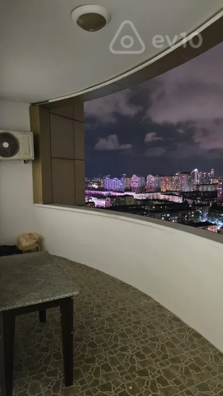 Kirayə verilir 2 otaqlı yeni tikili 70 m²