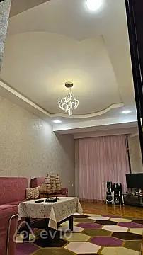 Kirayə verilir 2 otaqlı yeni tikili 70 m²