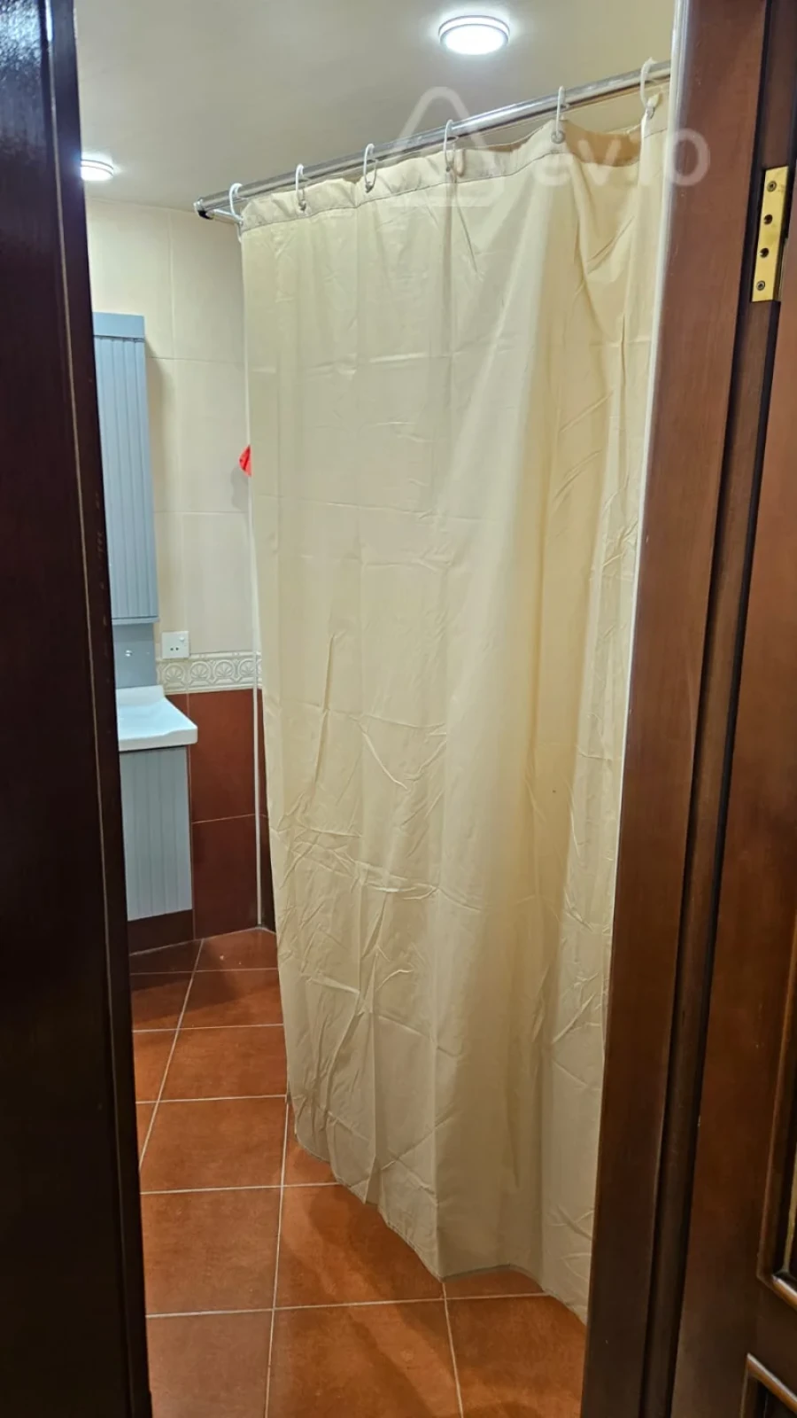 Kirayə verilir 2 otaqlı yeni tikili 70 m²