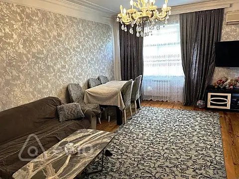 Satılır 3 otaqlı köhnə tikili 70 m² — Bakı, Nizami 3 otaq 70.00 m²